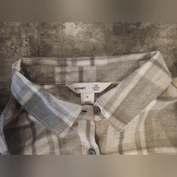 Old Navy Bitton down - Picture 2 of 3